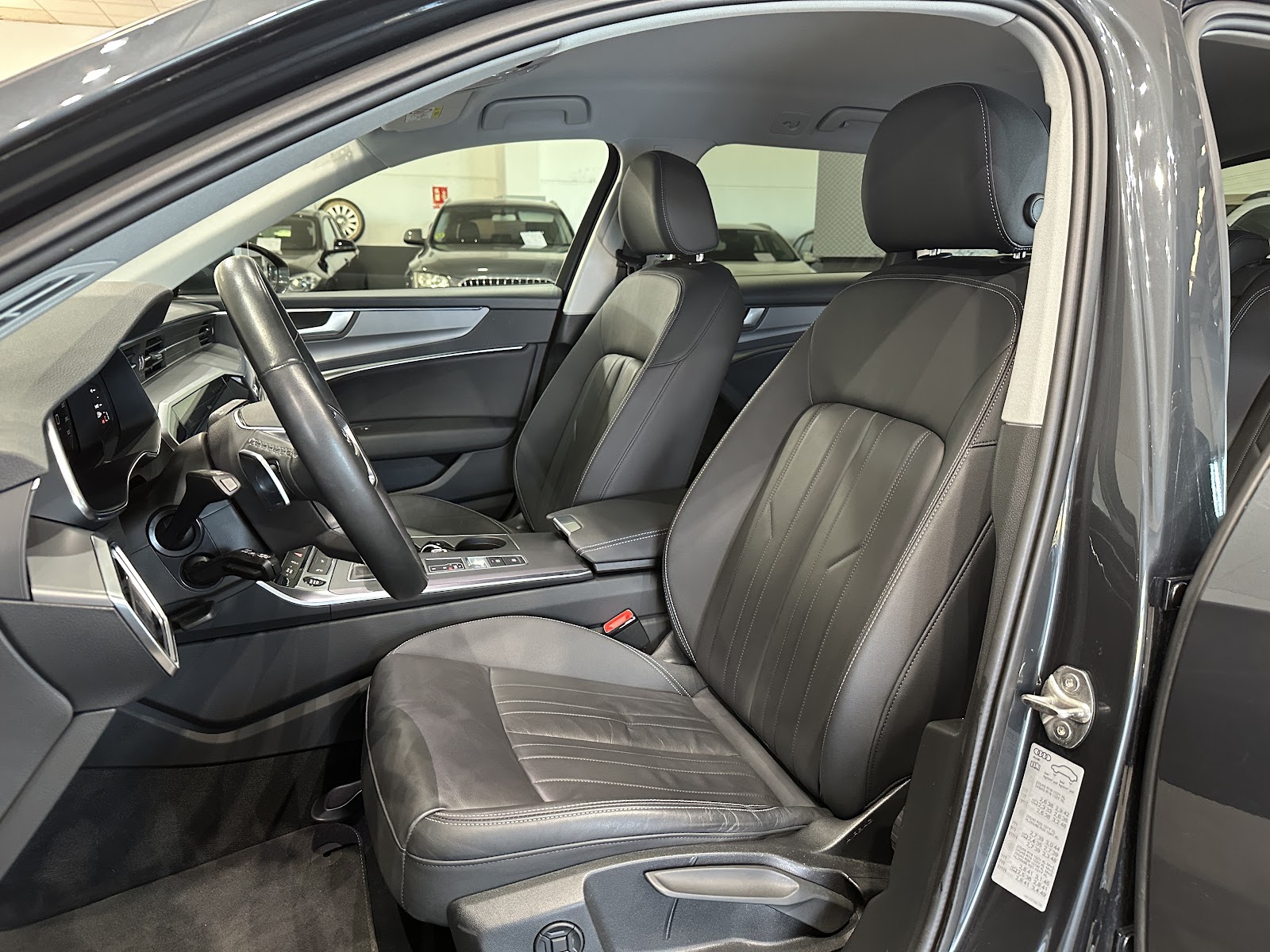 Foto 10 de AUDI A6 2023 en venta en CSV Motor VALDEFUENTES