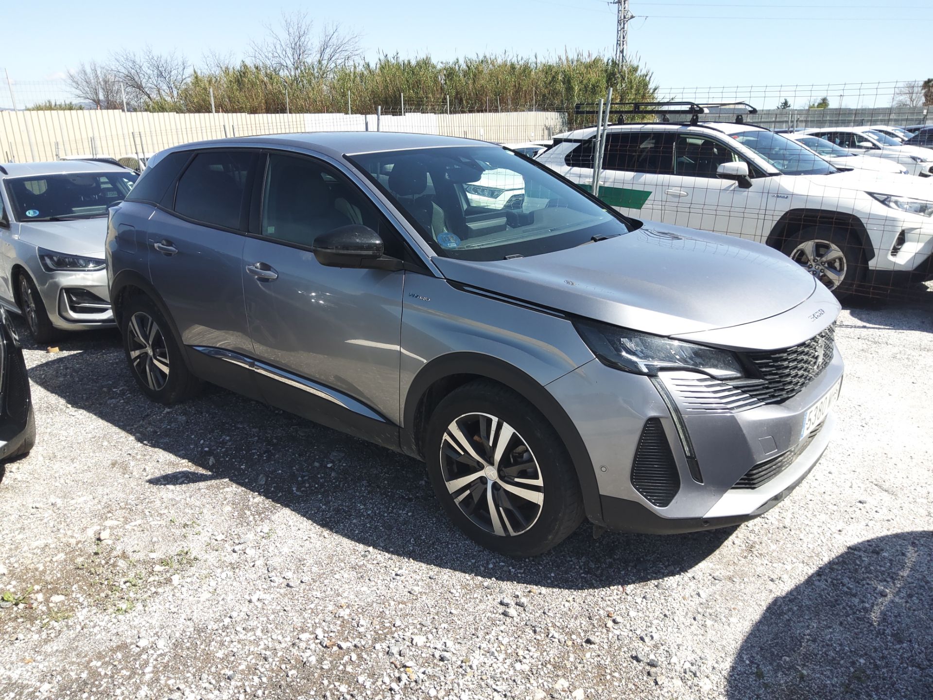Foto 2 de PEUGEOT 3008 2023 en venta en CSV Motor VALDEFUENTES