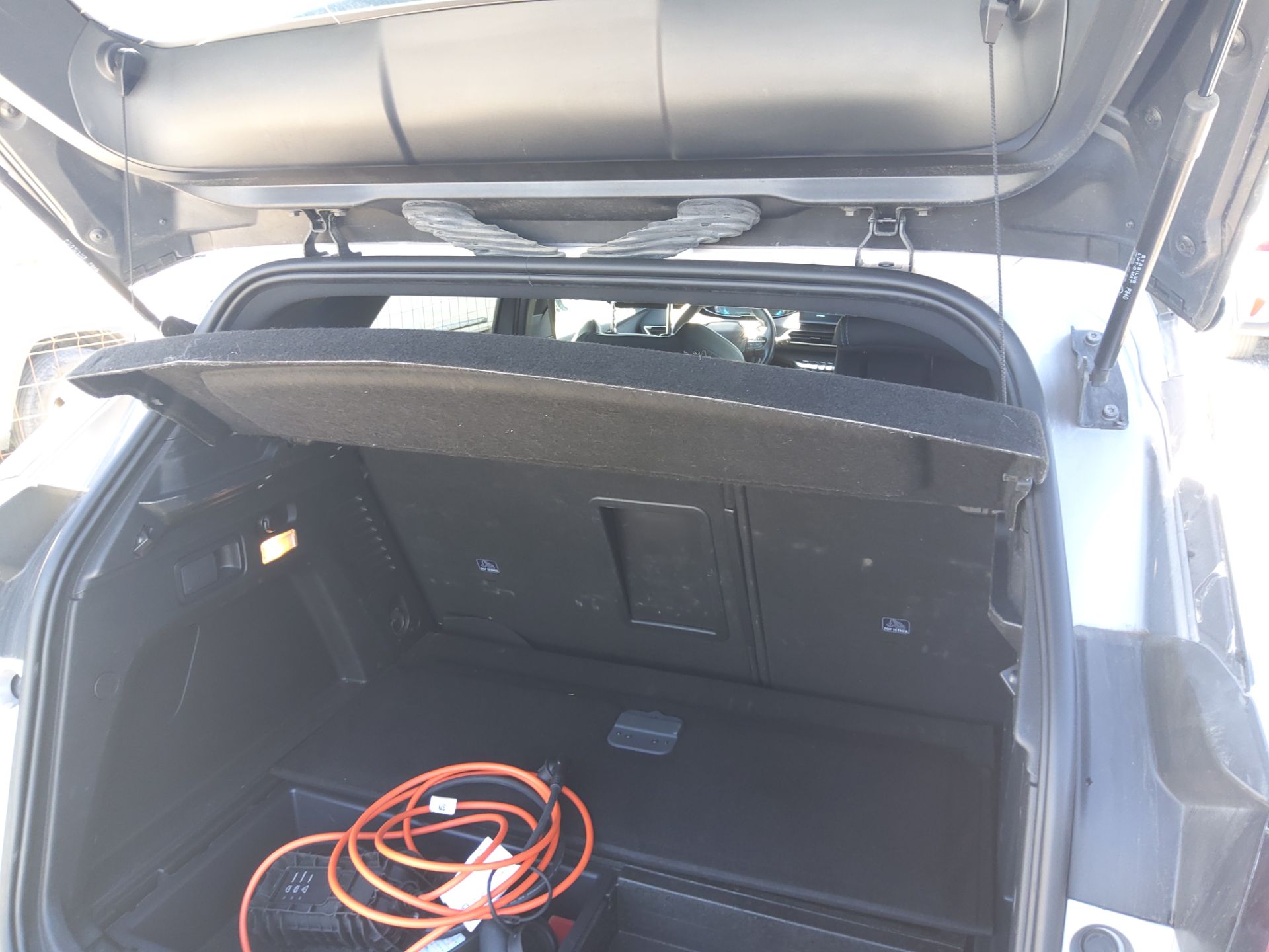 Foto 5 de PEUGEOT 3008 2023 en venta en CSV Motor VALDEFUENTES