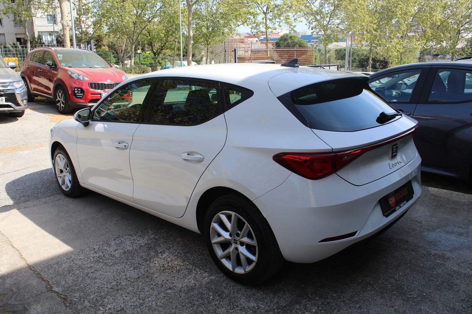 Foto 5 de SEAT LEON 2021 en venta en CSV Motor VALDEFUENTES