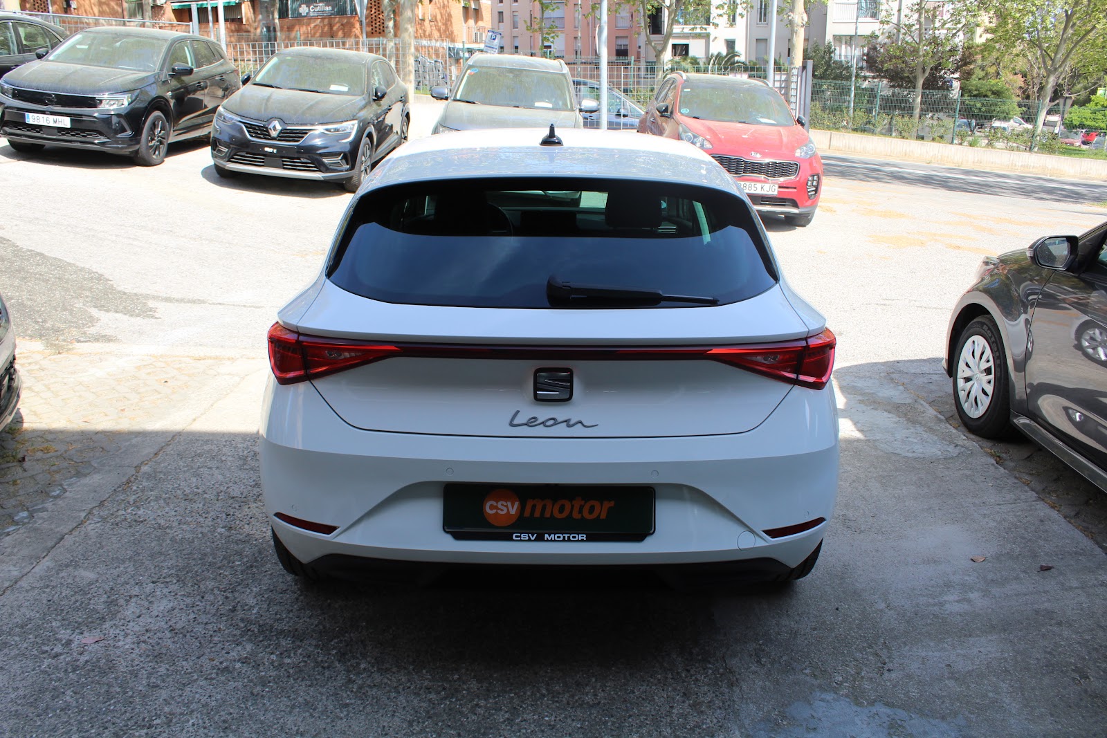 Foto 6 de SEAT LEON 2021 en venta en CSV Motor VALDEFUENTES