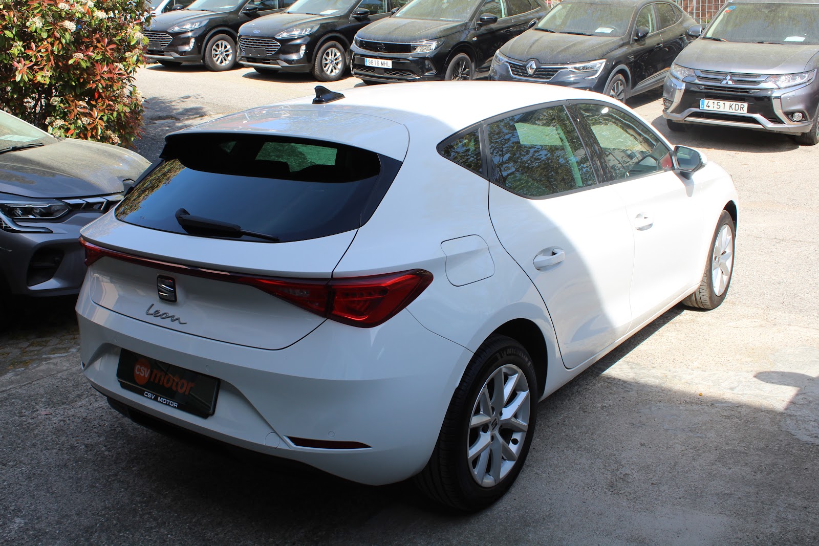 Foto 7 de SEAT LEON 2021 en venta en CSV Motor VALDEFUENTES