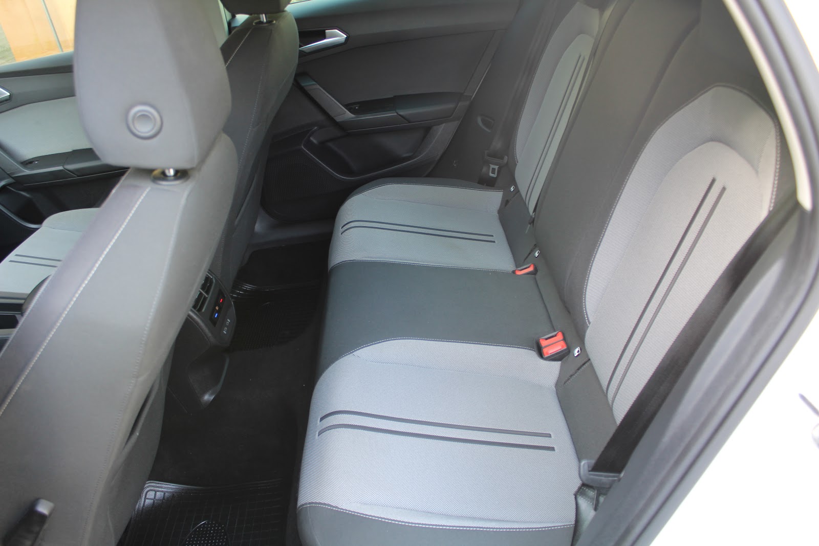 Foto 9 de SEAT LEON 2021 en venta en CSV Motor VALDEFUENTES