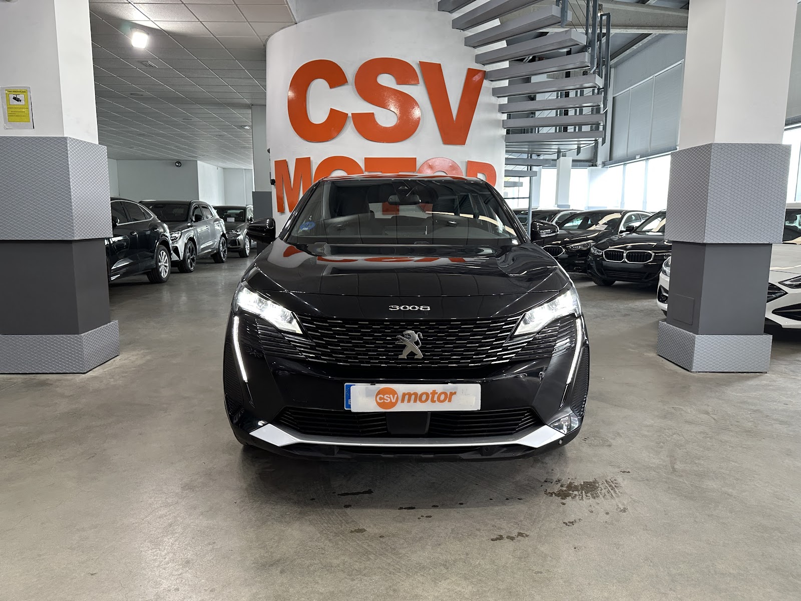 Foto 4 de PEUGEOT 3008 1.6HYBRID 225CV ALLURE PACK 2023 en venta en CSV Motor VALDEFUENTES
