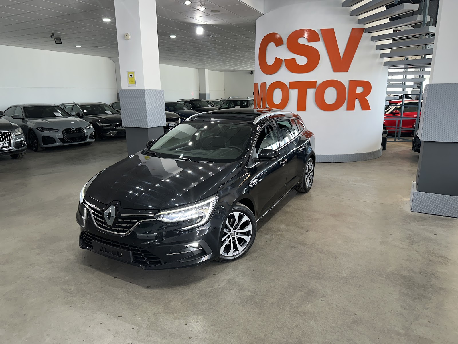 Foto 4 de Renault Megane 2024 en venta en CSV Motor VALDEFUENTES · color Negro