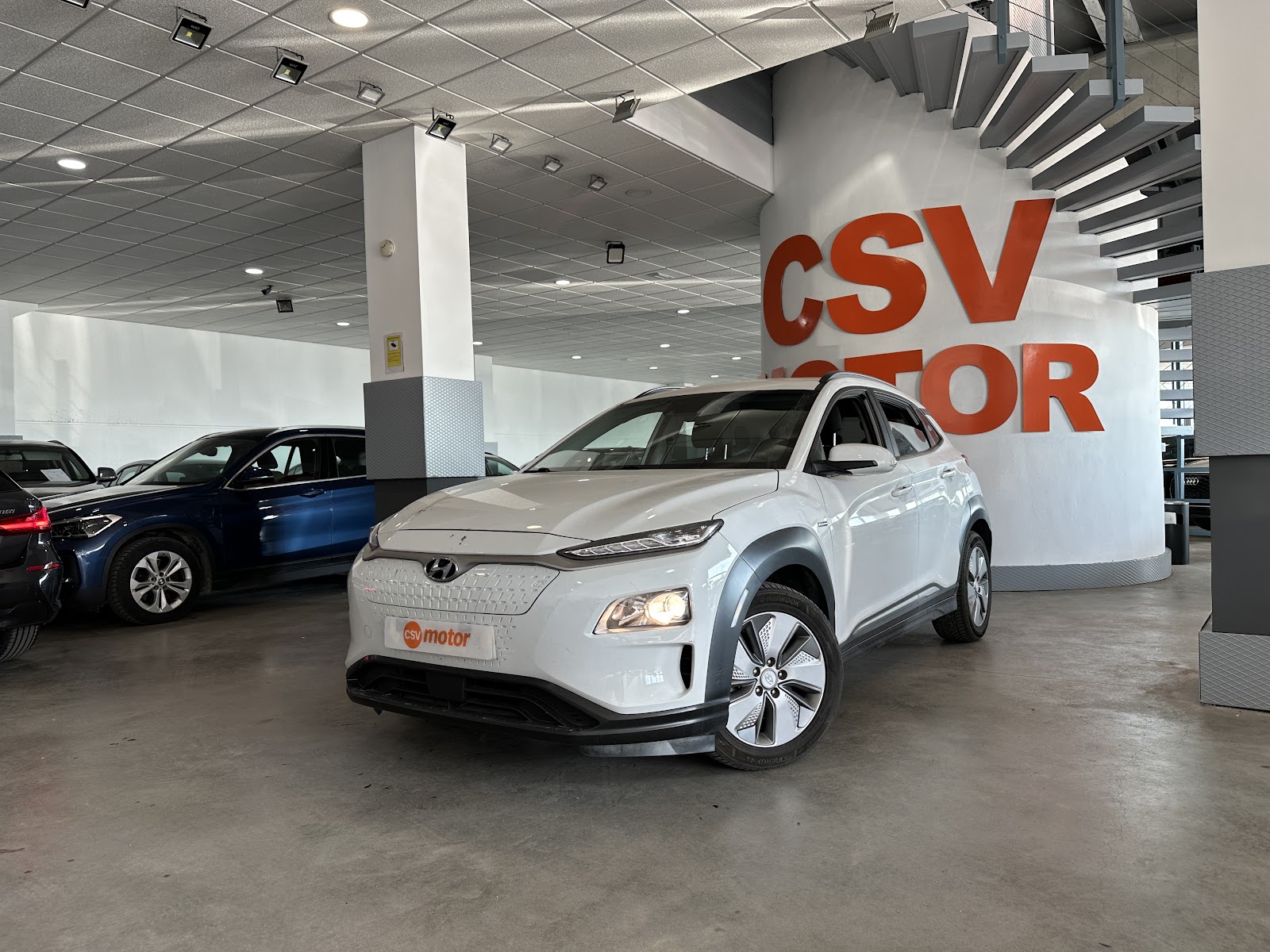 Foto 2 de HYUNDAI KONA 2020 en venta en CSV Motor VALDEFUENTES