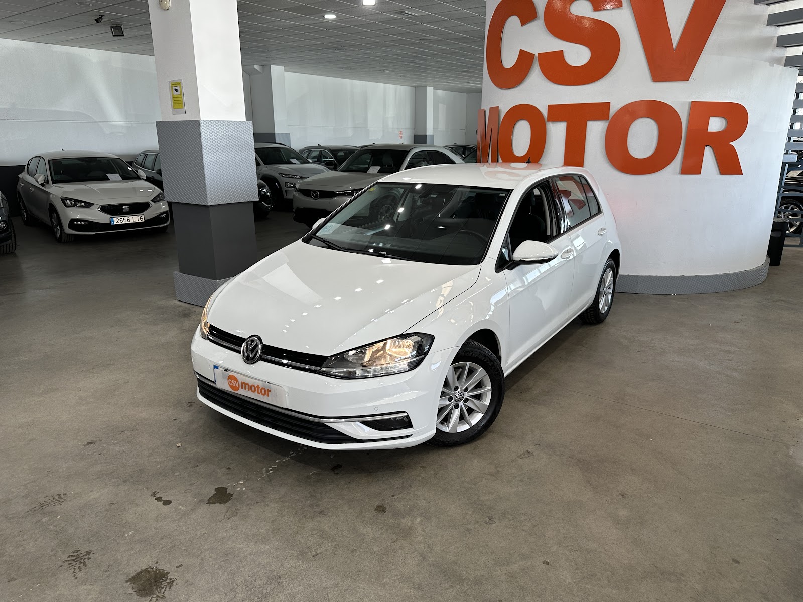 Foto 5 de Volkswagen Golf 2020 en venta en CSV Motor VALDEFUENTES · color Blanco