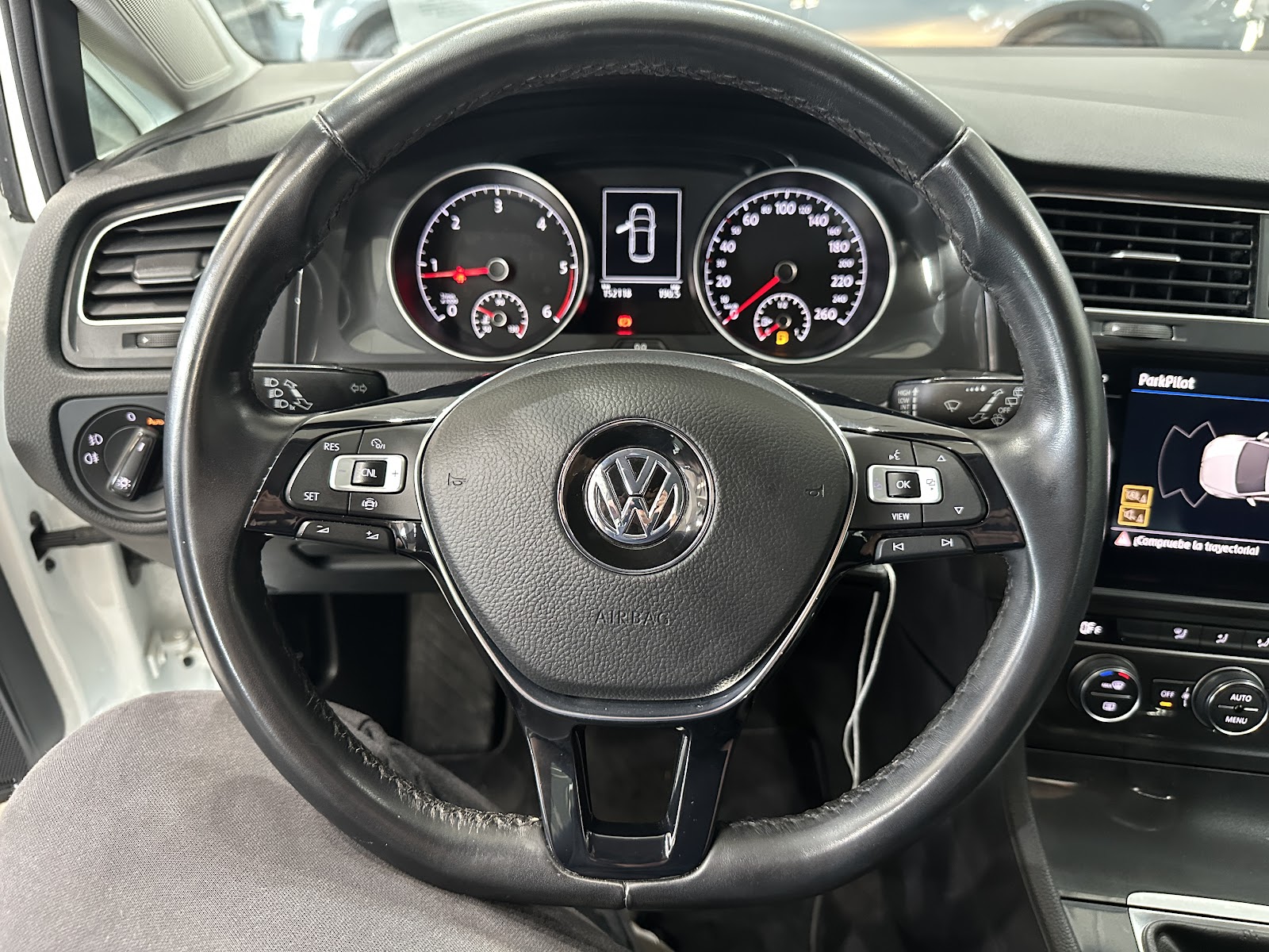 Foto 11 de VOLKSWAGEN GOLF 2020 en venta en CSV Motor VALDEFUENTES