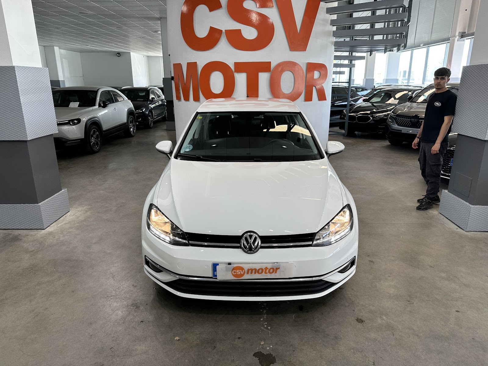 Foto 3 de VOLKSWAGEN GOLF 2020 en venta en CSV Motor VALDEFUENTES