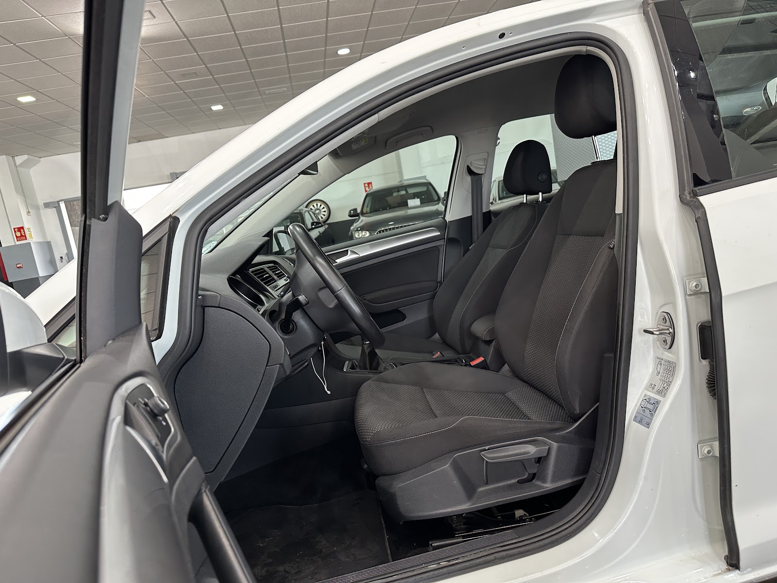 Foto 8 de VOLKSWAGEN GOLF 2020 en venta en CSV Motor VALDEFUENTES