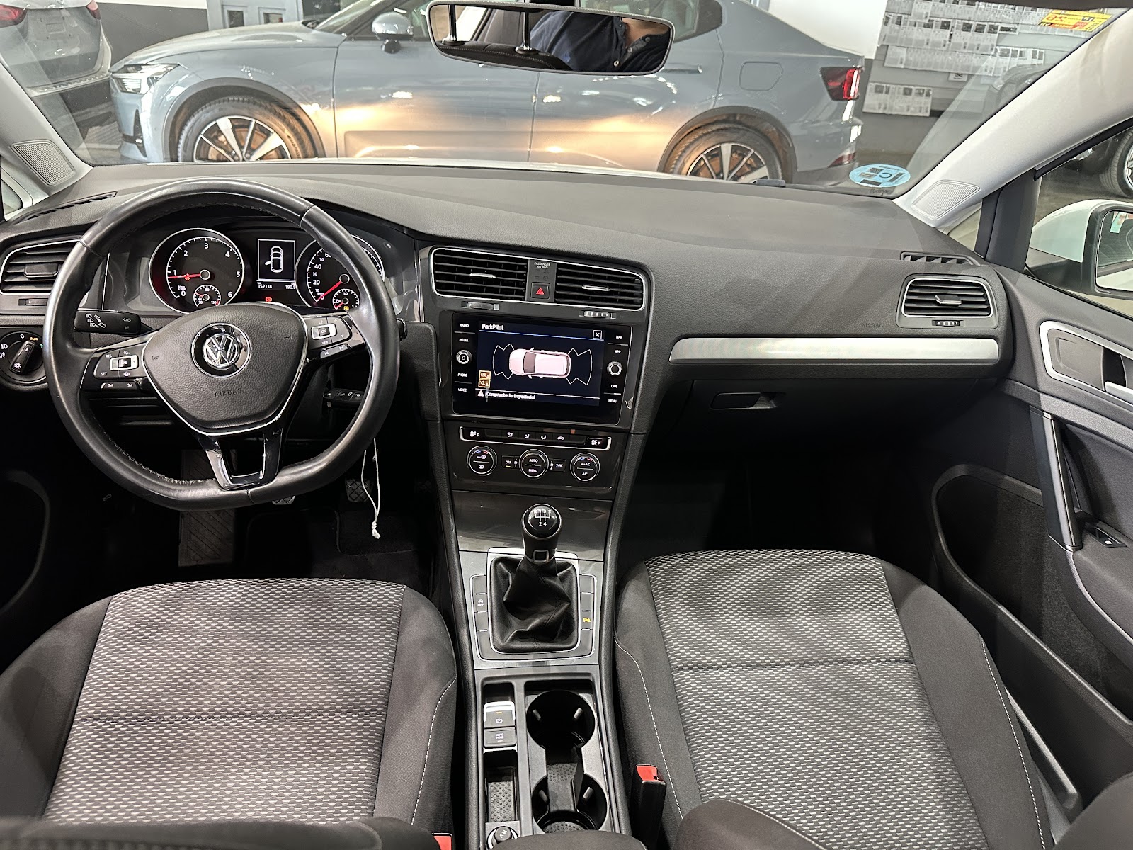 Foto 10 de VOLKSWAGEN GOLF 2020 en venta en CSV Motor VALDEFUENTES
