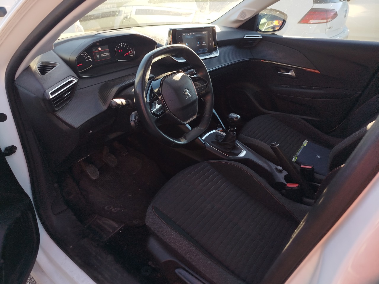 Foto 5 de PEUGEOT 208 2020 en venta en CSV Motor VALDEFUENTES