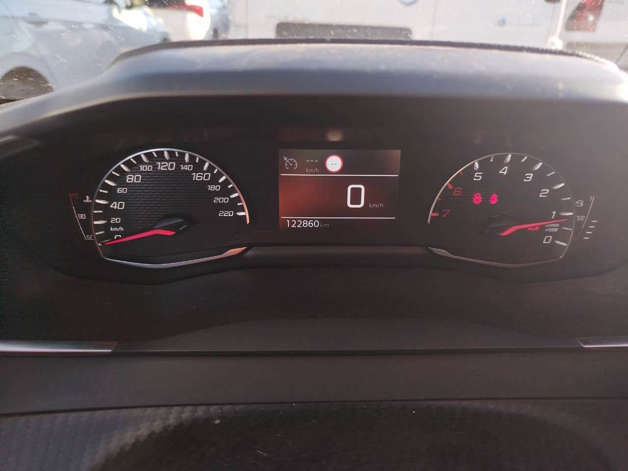 Foto 7 de PEUGEOT 208 2020 en venta en CSV Motor VALDEFUENTES