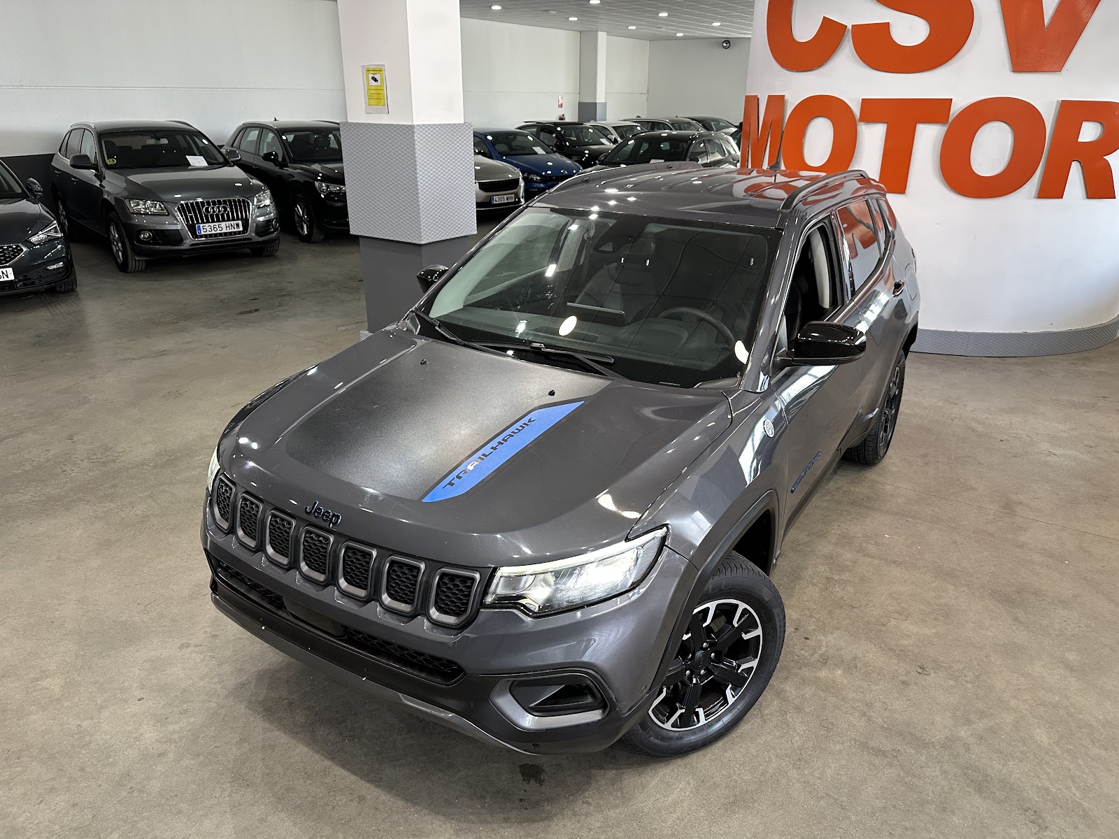 Foto 9 de Jeep Compass 2023 en venta en CSV Motor VALDEFUENTES · color Gris Metalizado