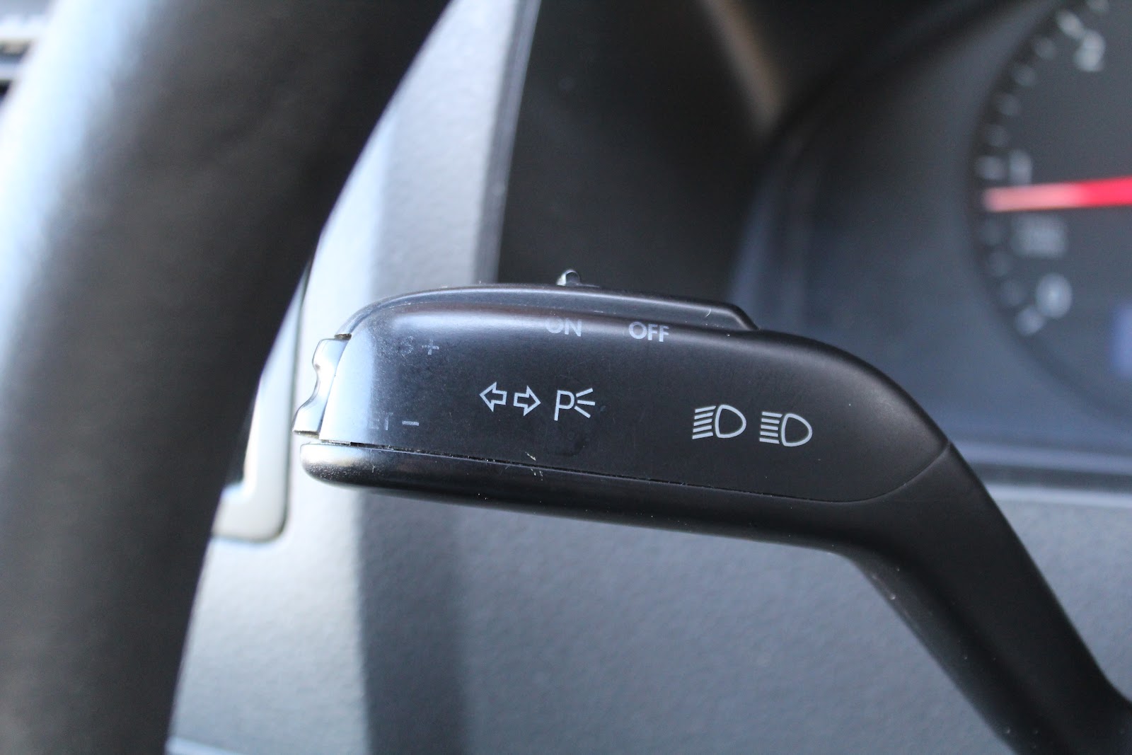 Foto 13 de VOLKSWAGEN MULTIVAN 2007 en venta en CSV Motor VALDEFUENTES