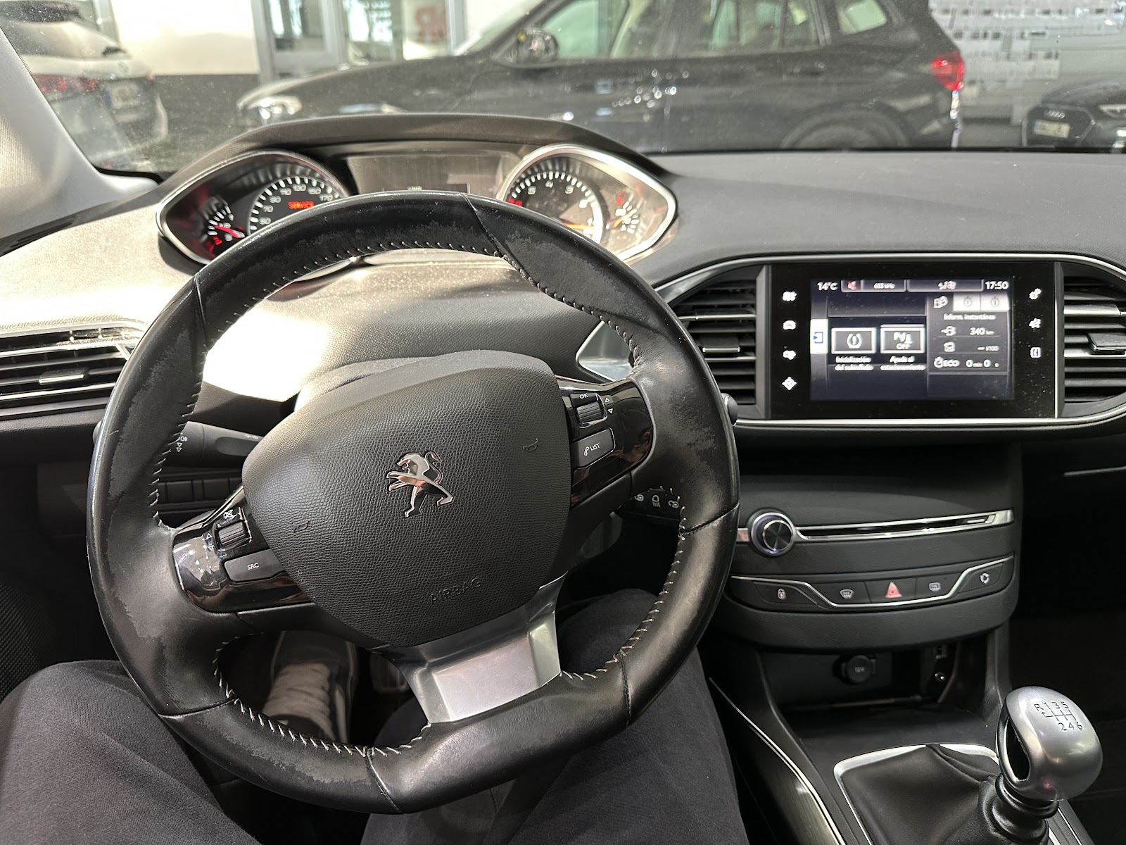Foto 11 de PEUGEOT 308 2017 en venta en CSV Motor VALDEFUENTES