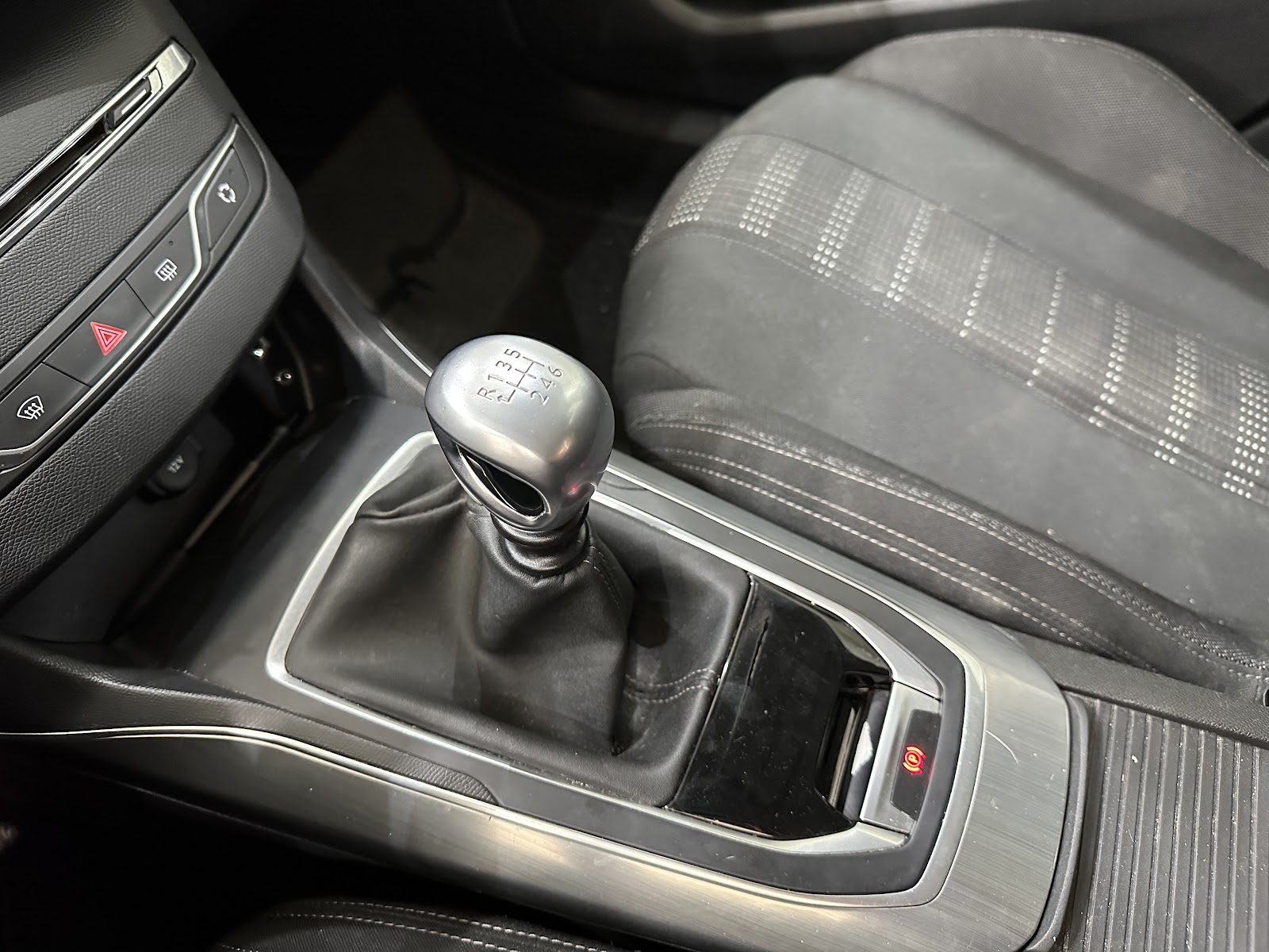 Foto 14 de PEUGEOT 308 2017 en venta en CSV Motor VALDEFUENTES