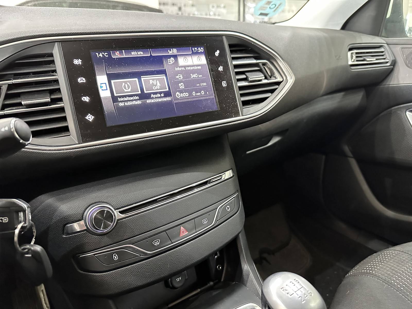 Foto 15 de PEUGEOT 308 2017 en venta en CSV Motor VALDEFUENTES