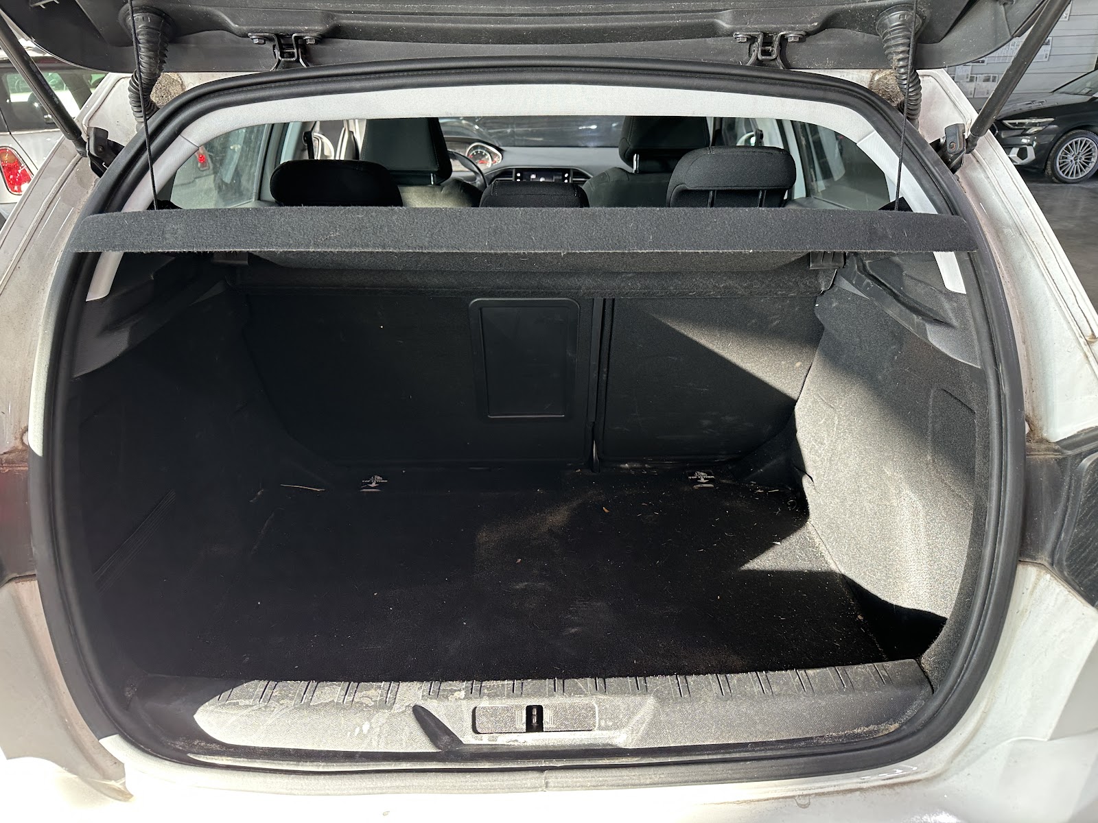 Foto 8 de PEUGEOT 308 2017 en venta en CSV Motor VALDEFUENTES
