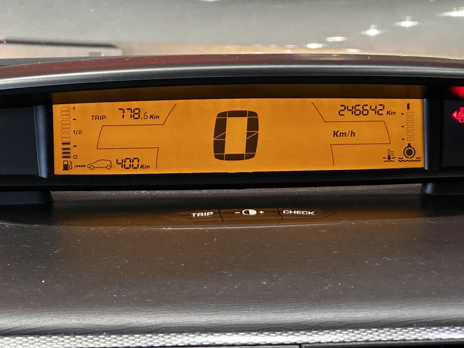 Foto 18 de CITROEN C4 2006 en venta en CSV Motor VALDEFUENTES