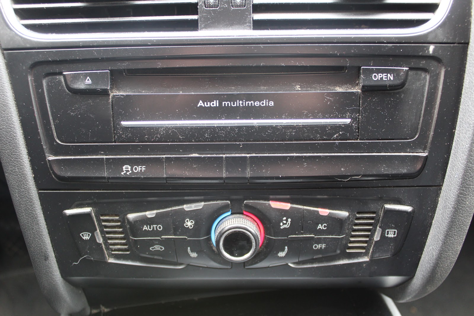 Foto 18 de AUDI A4 2011 en venta en CSV Motor VALDEFUENTES