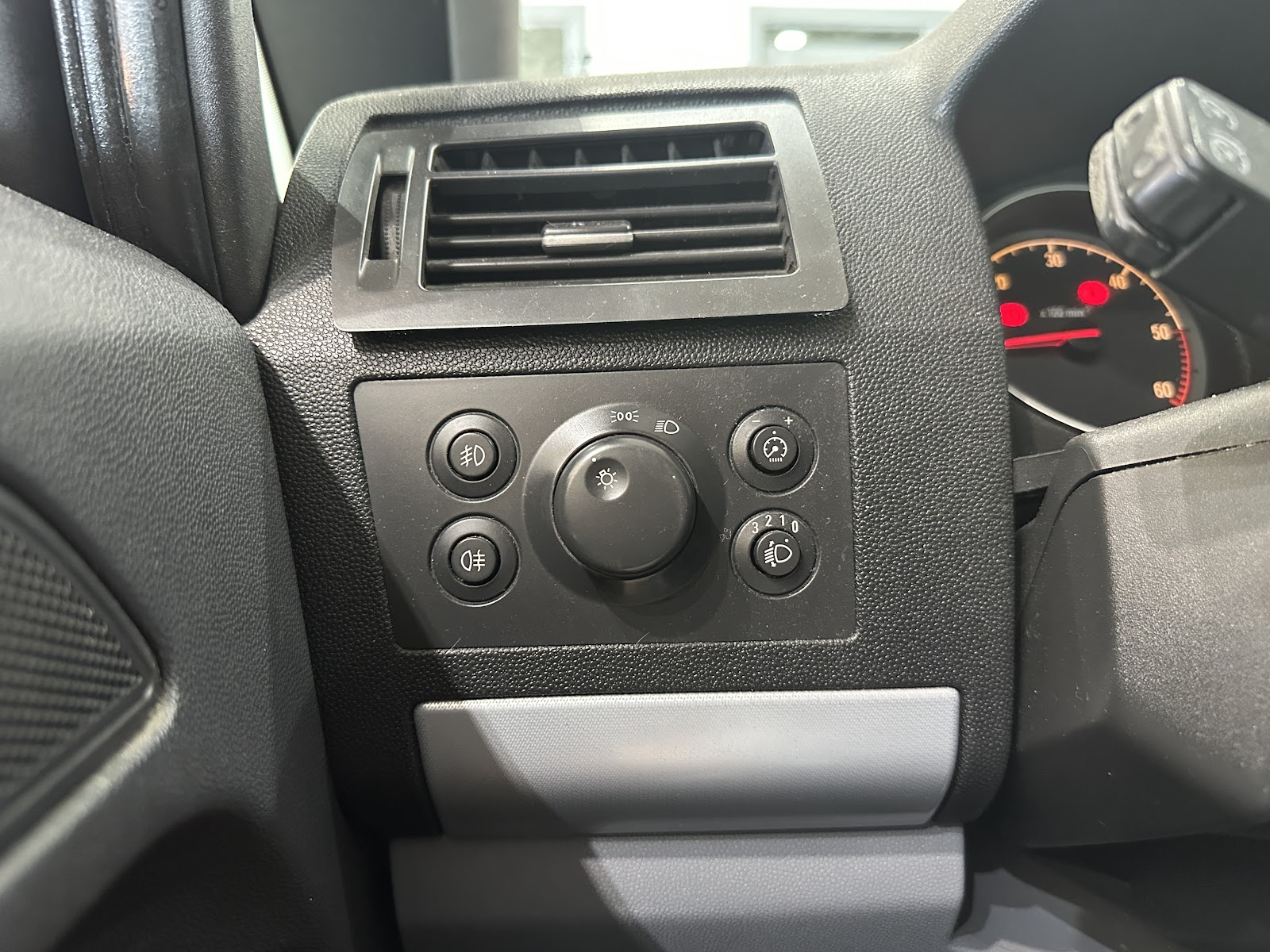 Foto 16 de OPEL ZAFIRA 2006 en venta en CSV Motor VALDEFUENTES