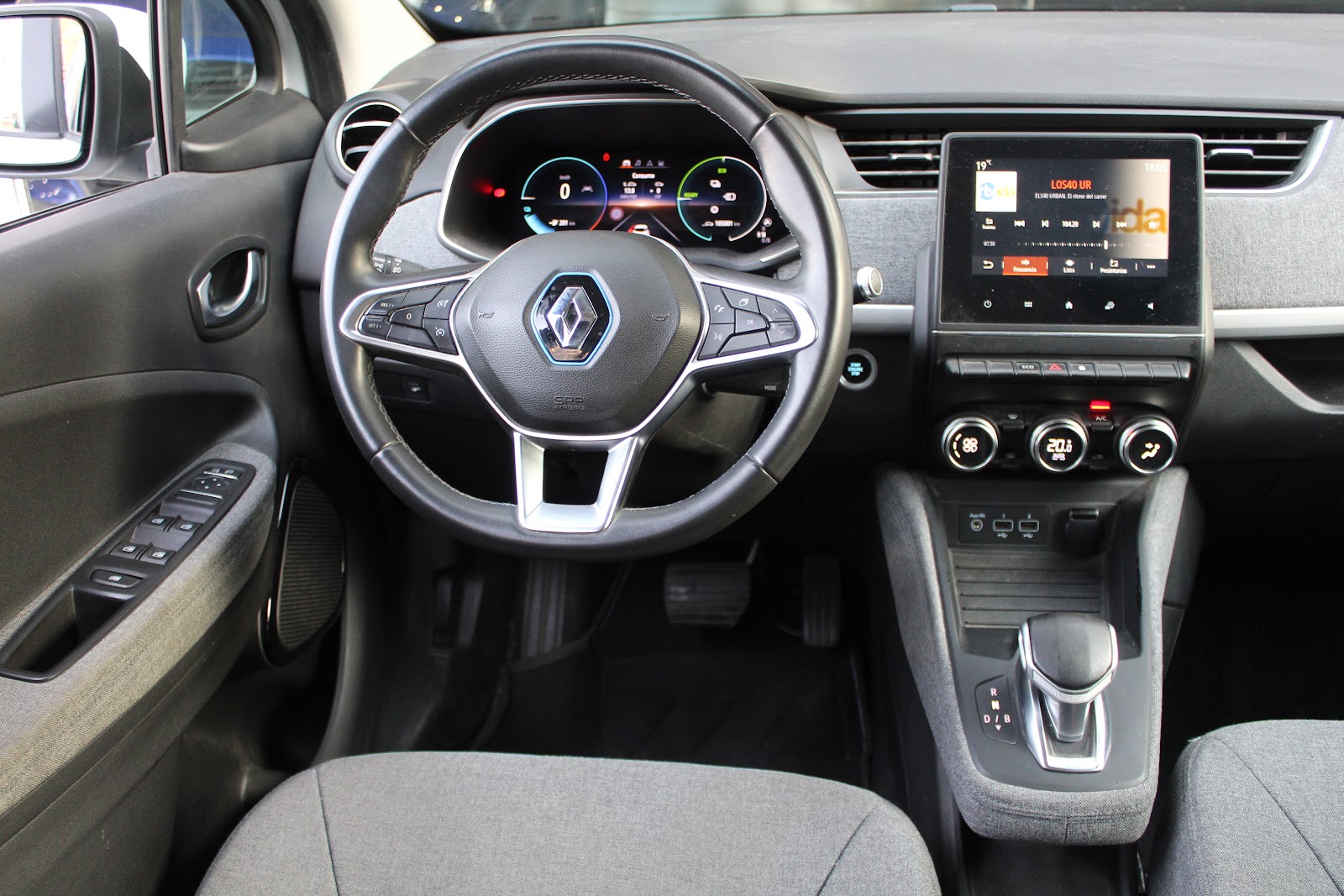 Foto 11 de RENAULT ZOE 2020 en venta en CSV Motor VALDEFUENTES