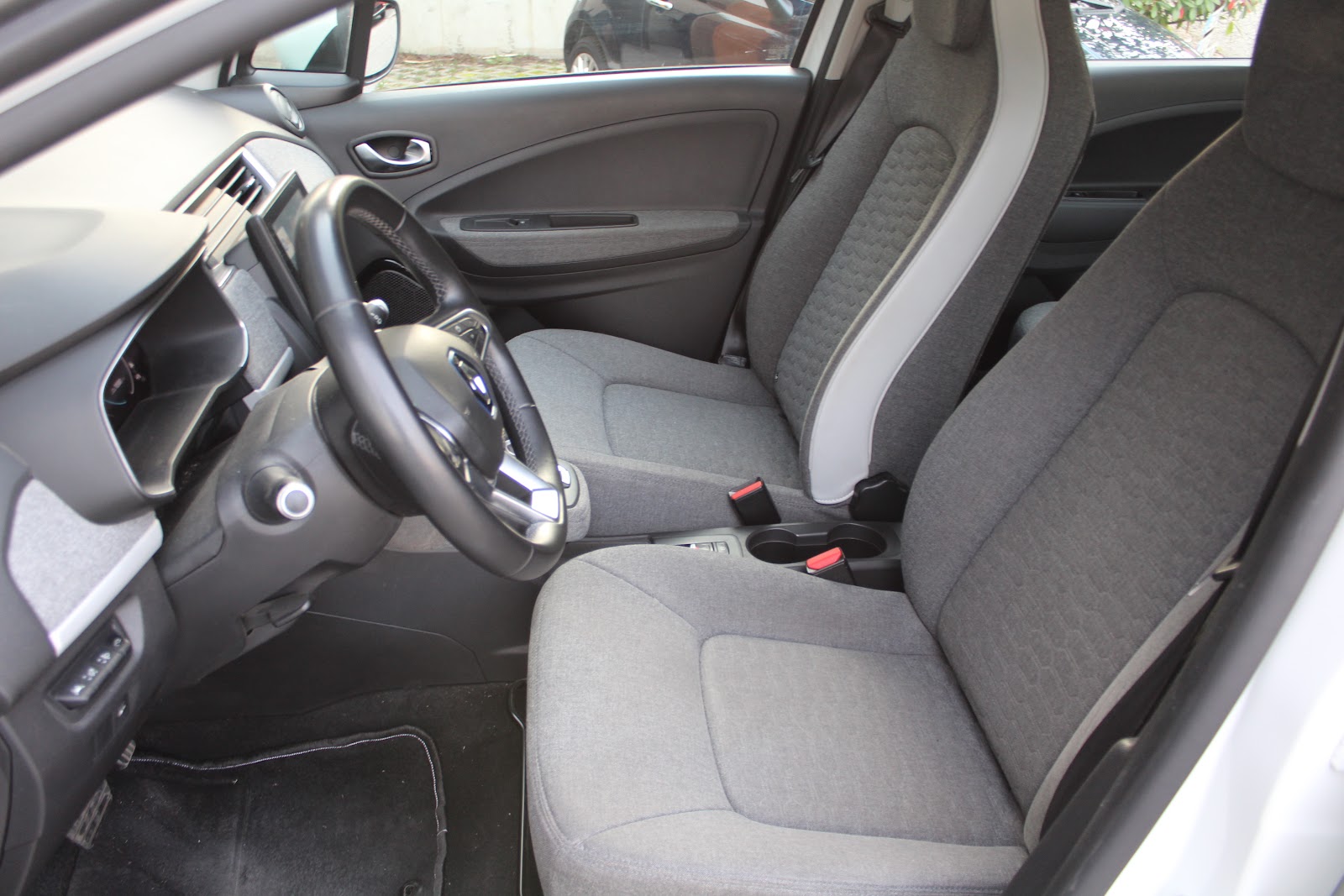 Foto 8 de RENAULT ZOE 2020 en venta en CSV Motor VALDEFUENTES