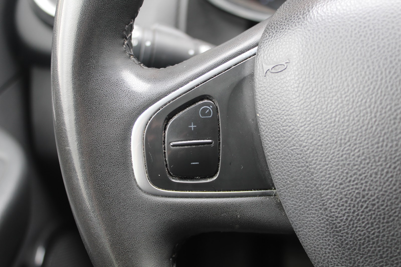 Foto 12 de RENAULT CLIO 2018 en venta en CSV Motor VALDEFUENTES