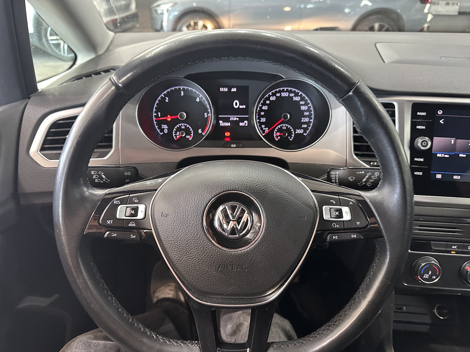 Foto 11 de VOLKSWAGEN GOLF SPORTVAN 2018 en venta en CSV Motor VALDEFUENTES