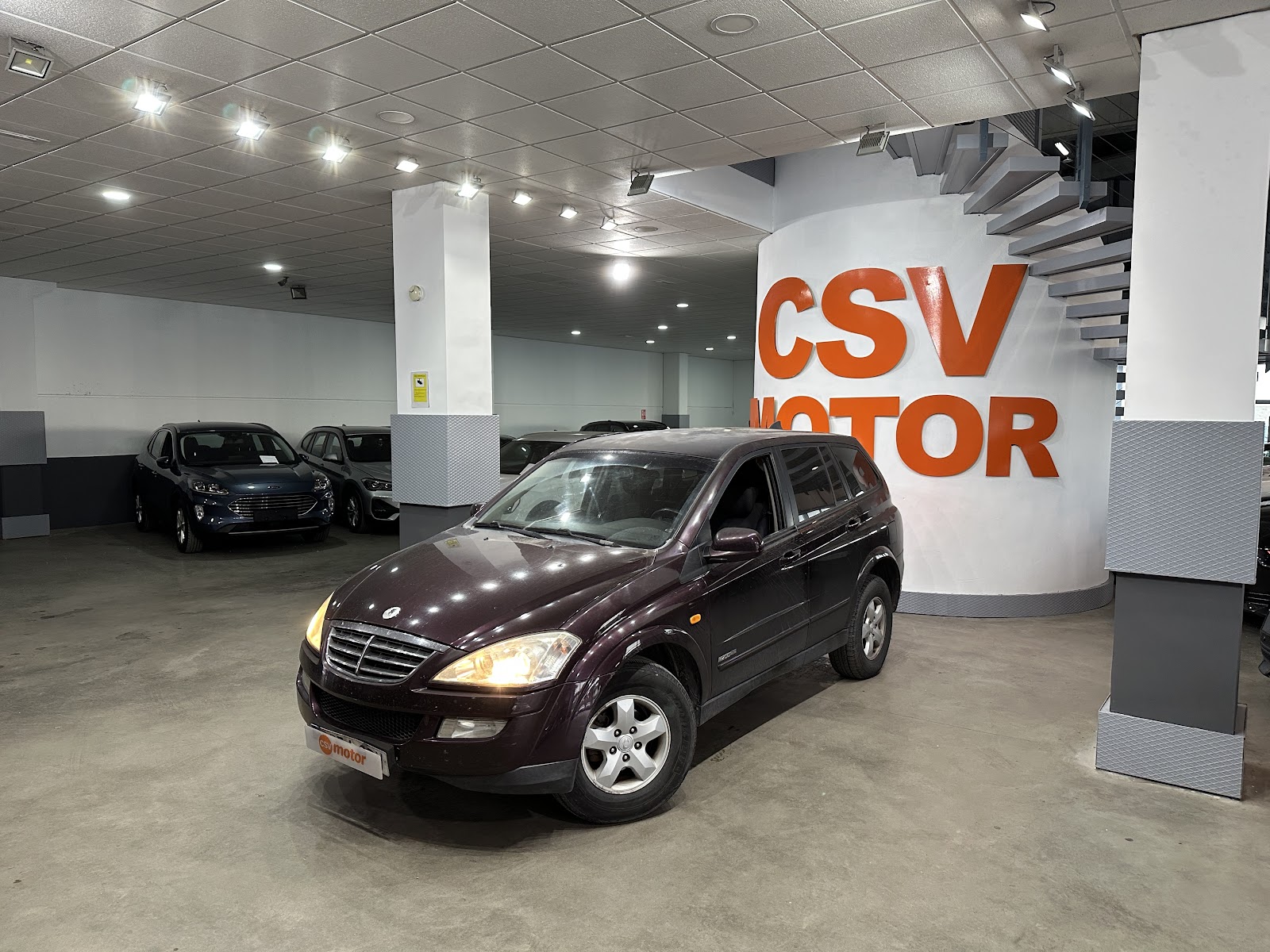 Foto 2 de SsangYong Kyron 2008 en venta en CSV Motor VALDEFUENTES · color Granate