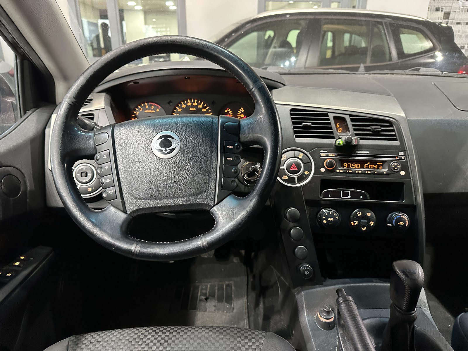 Foto 12 de SSANGYONG KYRON 2008 en venta en CSV Motor VALDEFUENTES