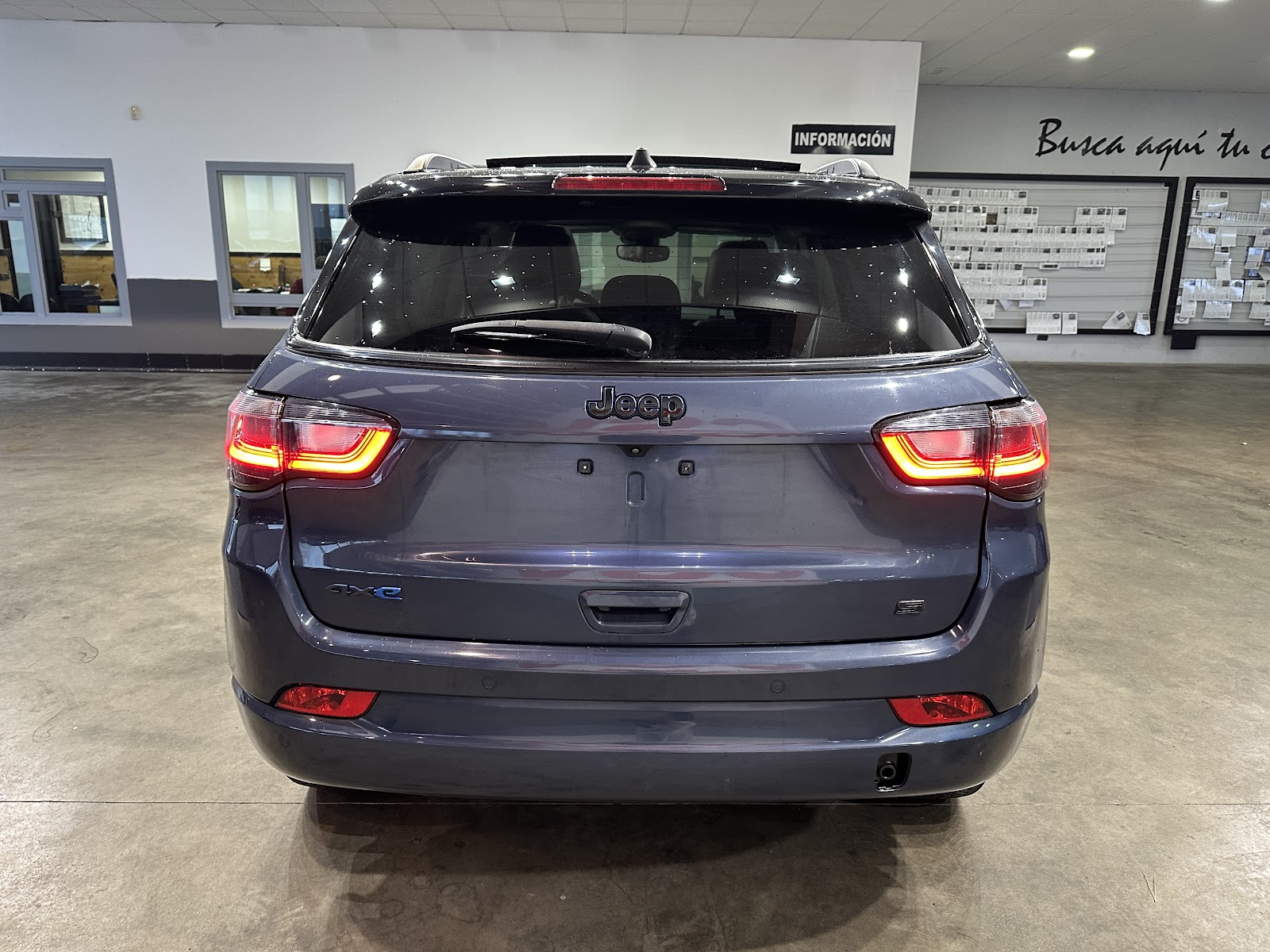 Foto 7 de JEEP COMPASS 2022 en venta en CSV Motor VALDEFUENTES