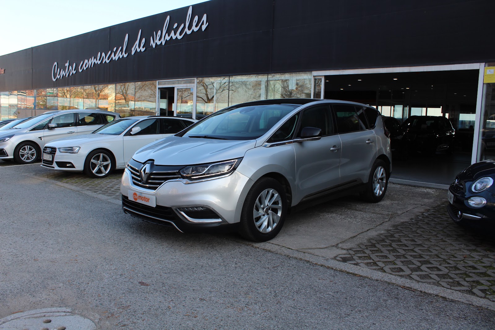 Foto 1 de Renault Espace 2015 en venta en CSV Motor VALDEFUENTES · color Plata