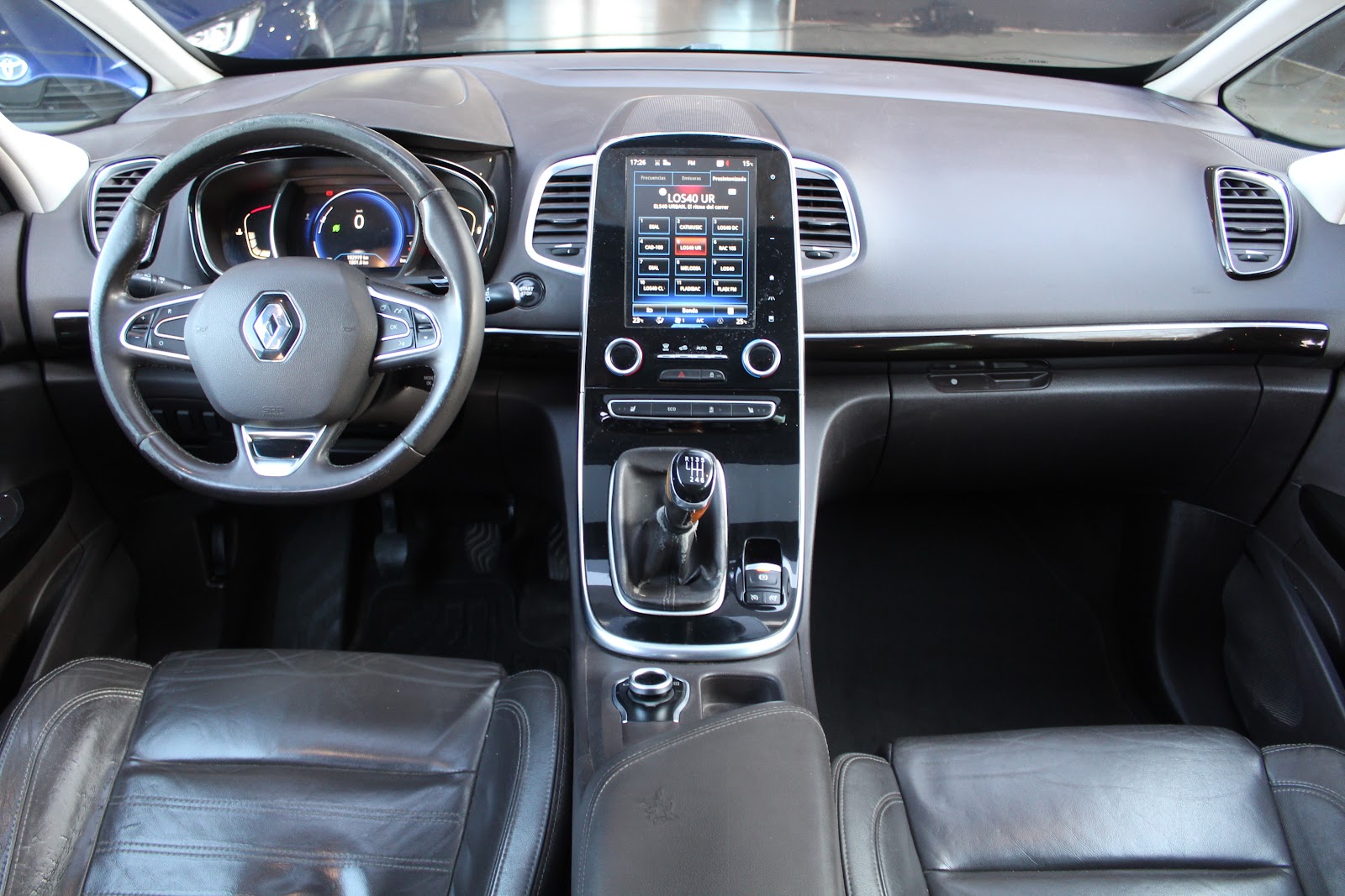 Foto 11 de RENAULT ESPACE 2015 en venta en CSV Motor VALDEFUENTES