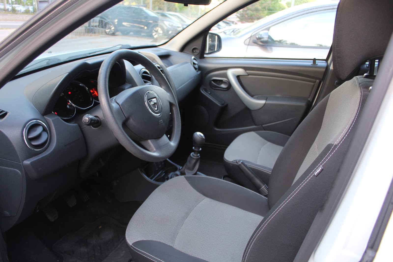 Foto 8 de DACIA DUSTER en venta en CSV Motor VALDEFUENTES