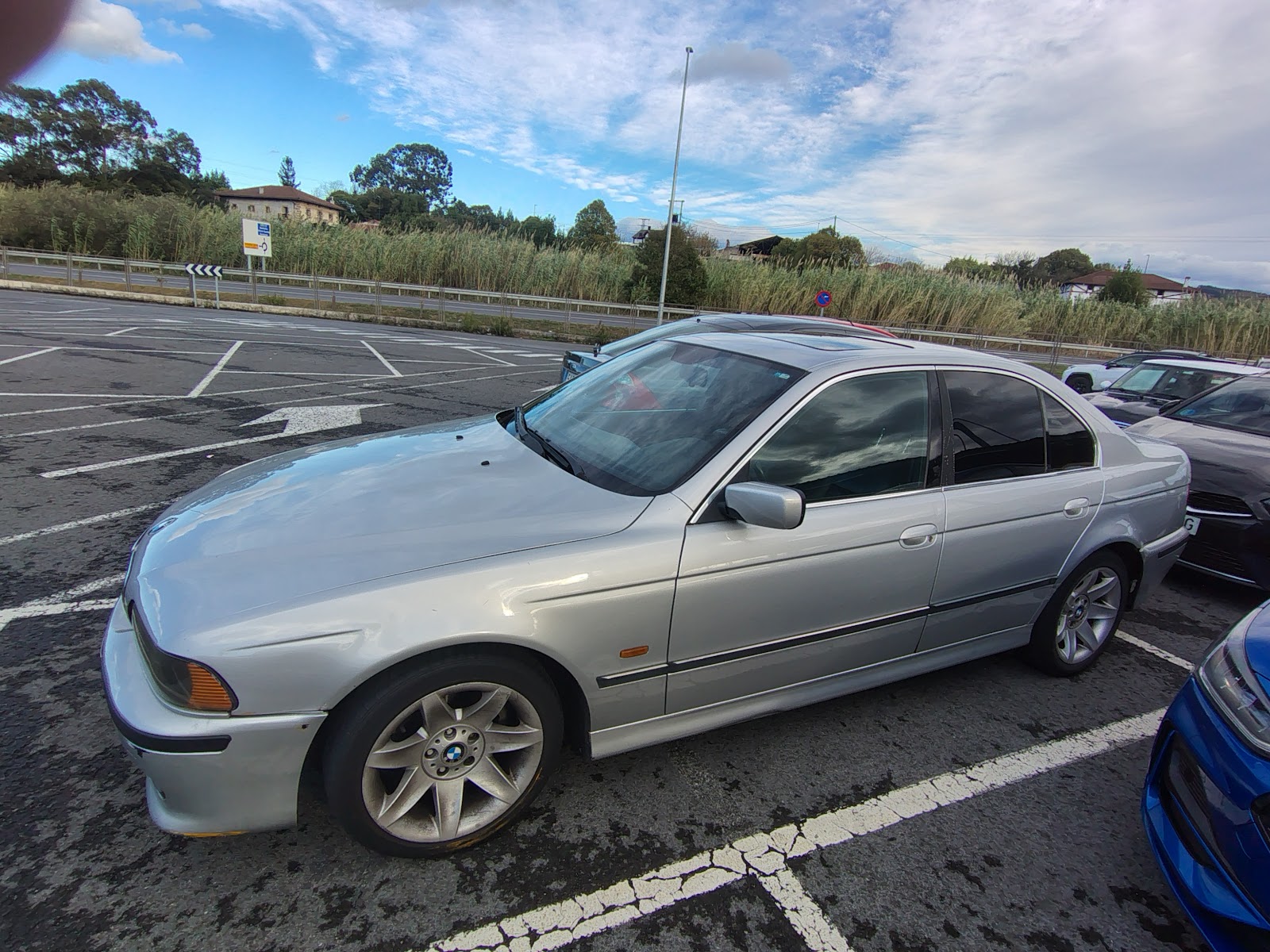 Foto 1 de BMW Serie 5 2000 en venta en CSV Motor VALDEFUENTES · color Gris Metalizado