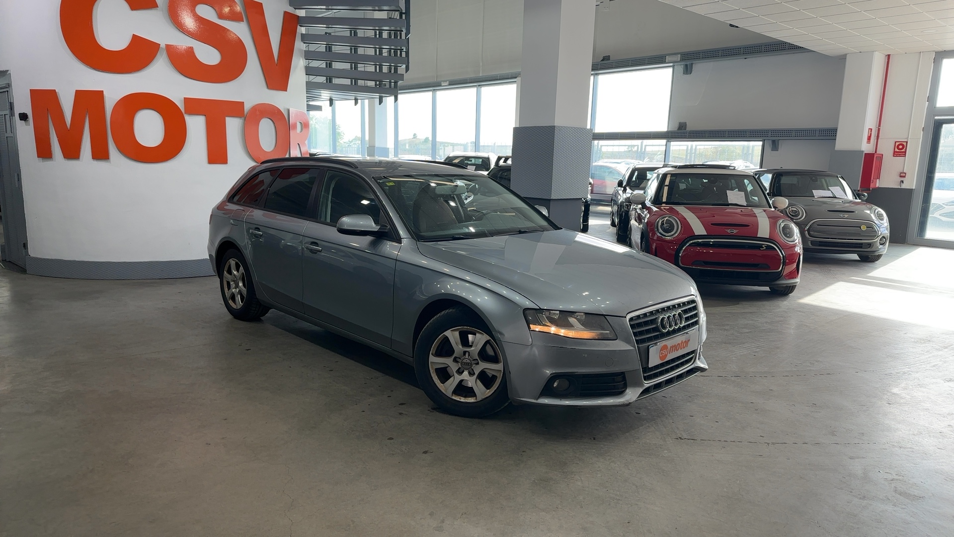 AUDI — vista 3/4 delantera derecha | CSV Motor VALDEFUENTES