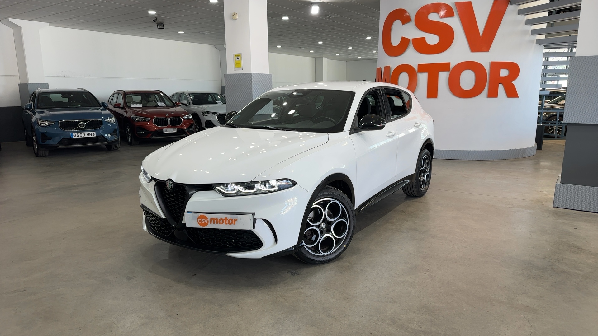 Foto 2 de Alfa Romeo Tonale 2024 en venta en CSV Motor VALDEFUENTES · color Blanco