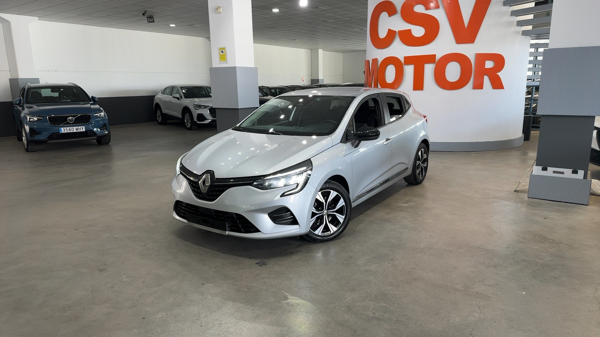 Foto 6 de Renault Clio 2022 en venta en CSV Motor VALDEFUENTES · color Gris Platine