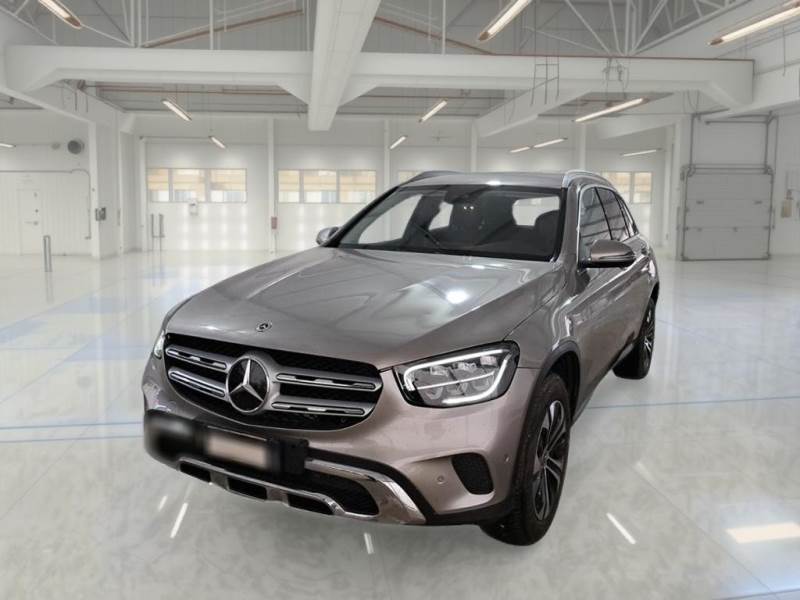 Foto 1 de Mercedes-Benz Glc 2022 en venta en CSV Motor VALDEFUENTES · color Gris Mojave (Metalizado)