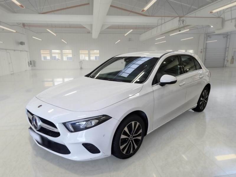Foto 8 de Mercedes-Benz Clase A 2021 en venta en CSV Motor VALDEFUENTES · color Blanco Polar
