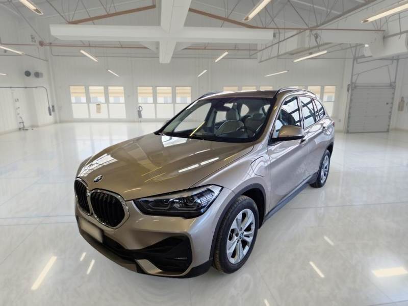 Foto 8 de BMW X1 2021 en venta en CSV Motor VALDEFUENTES · color Gris Cachemir (Metalizado)