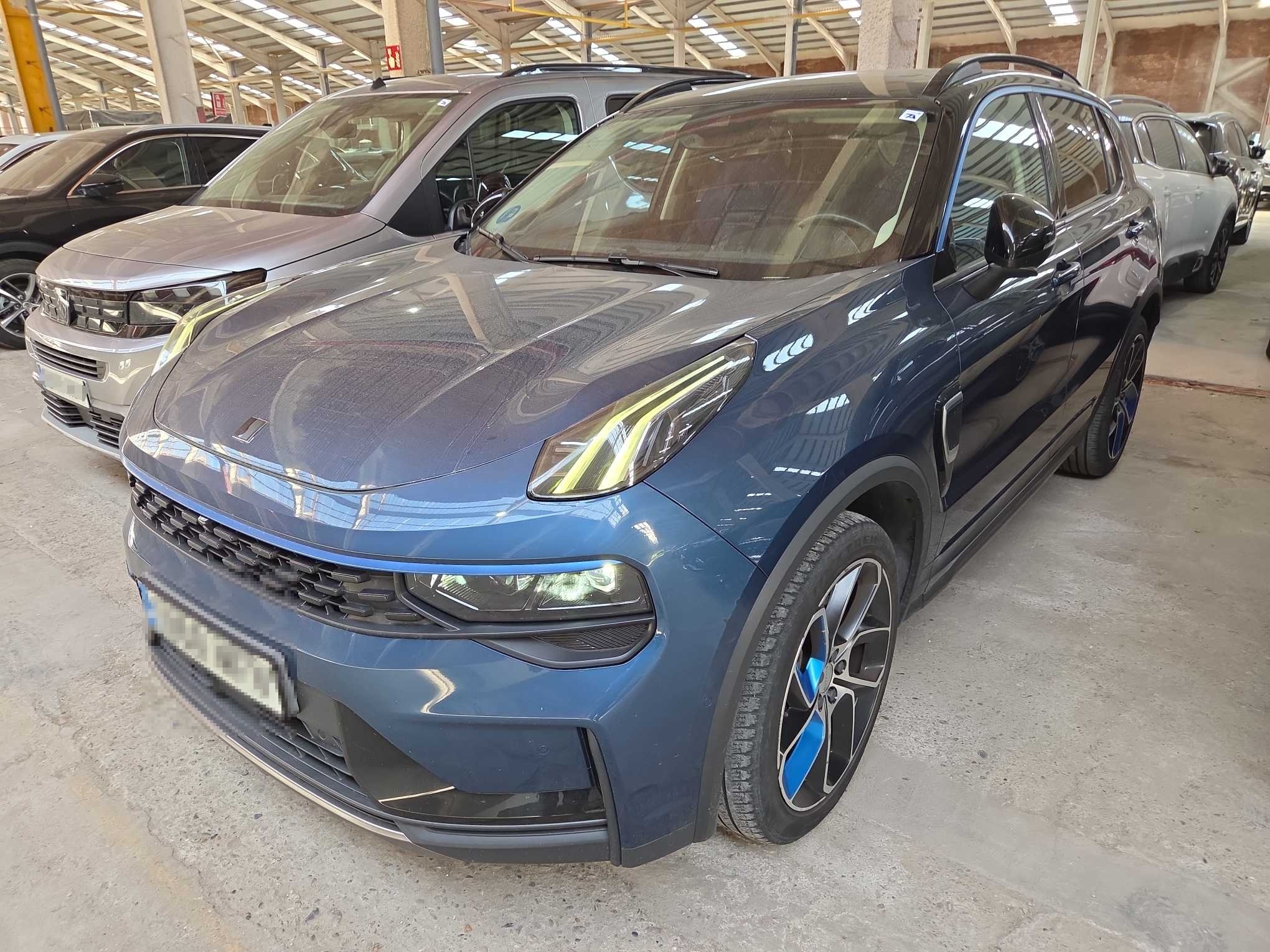 Foto 8 de Lynk&Co 01 2023 en venta en CSV Motor BARCELONA · color Azul Metalizado