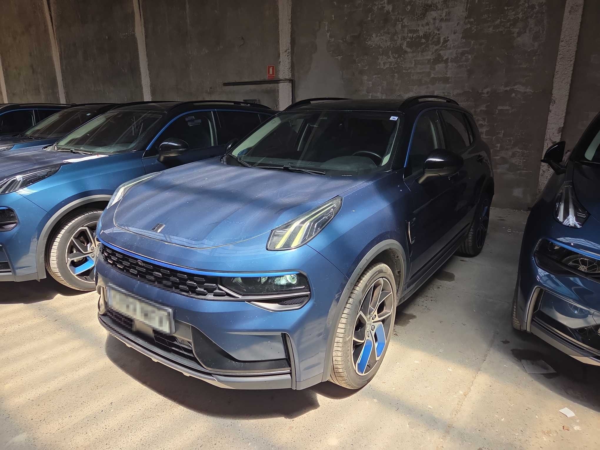 Foto 2 de Lynk&Co 01 2023 en venta en CSV Motor VALDEFUENTES · color Azul Metalizado