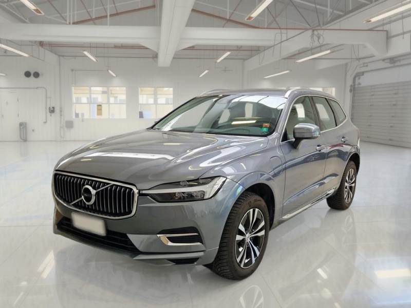 Foto 2 de Volvo Xc60 2021 en venta en CSV Motor VALDEFUENTES · color Gris Metalizado