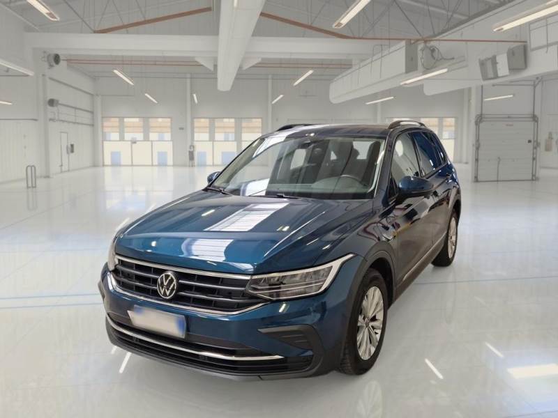 Foto 1 de Volkswagen Tiguan 2022 en venta en CSV Motor VALDEFUENTES · color Azul Metalizado
