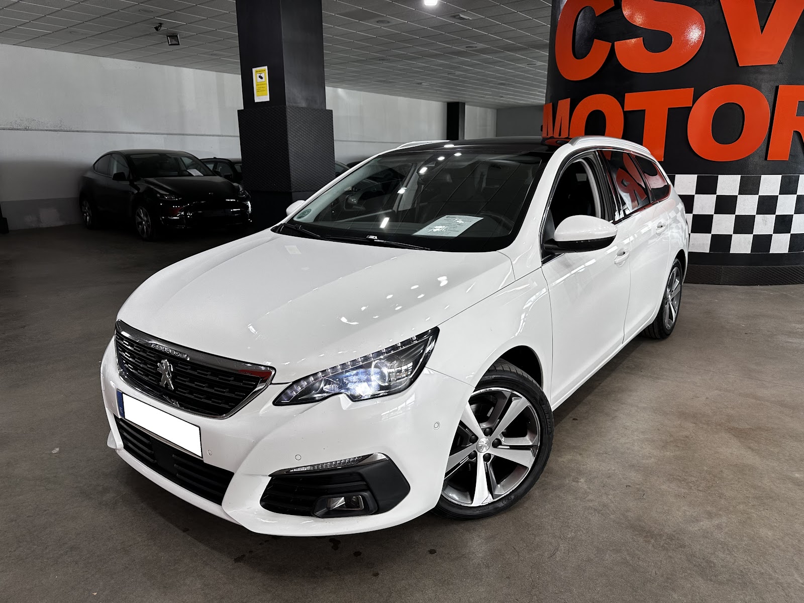 Foto 2 de Peugeot 308 2017 en venta en CSV Motor VALDEFUENTES