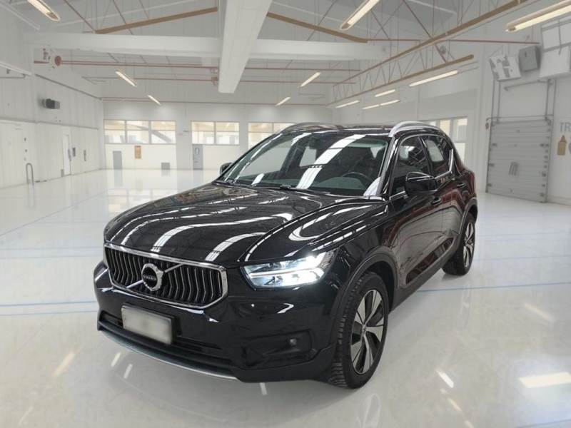 Foto 2 de Volvo Xc40 2021 en venta en CSV Motor VALDEFUENTES · color Negro