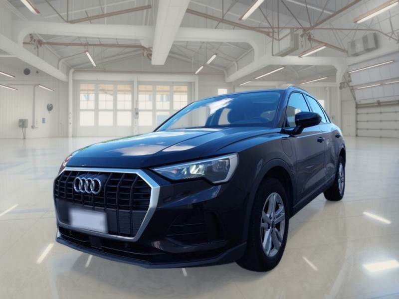 Foto 1 de Audi Q3 2022 en venta en CSV Motor VALDEFUENTES · color Azul Oscuro